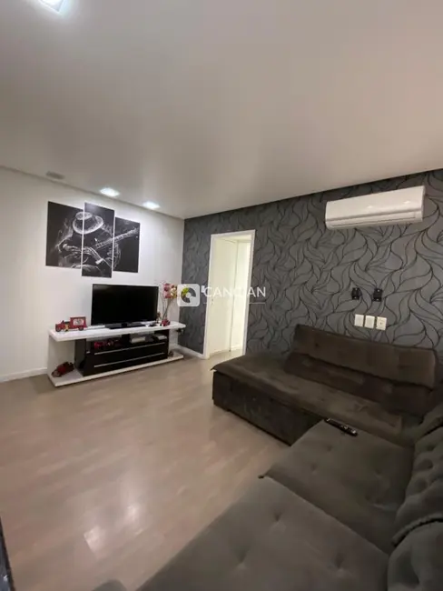 Foto 2 de Apartamento com 2 quartos à venda, 144m2 em Centro, Santa Maria - RS