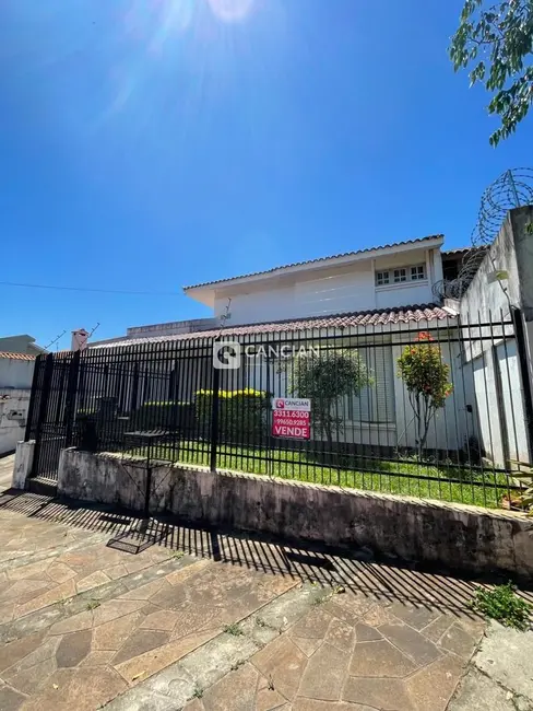 Foto 1 de Casa com 4 quartos à venda, 285m2 em Camobi, Santa Maria - RS