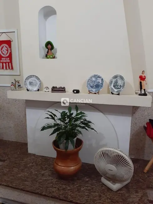 Casa com 4 quartos à venda, 285m2 em Camobi, Santa Maria - RS - imagem 4 Foto 4 de Casa com 4 quartos à venda, 285m2 em Camobi, Santa Maria - RS