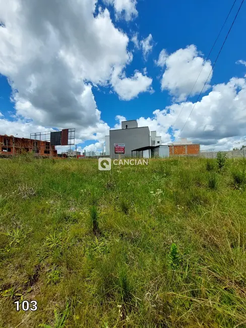 Foto 1 de Terreno / Lote à venda, 496m2 em São José, Santa Maria - RS