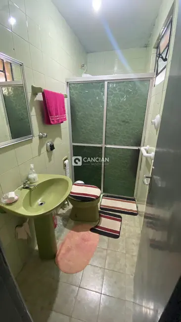Casa com 3 quartos à venda, 169m2 em Dom Antônio Reis, Santa Maria - RS - imagem 8 Foto 8 de Casa com 3 quartos à venda, 169m2 em Dom Antônio Reis, Santa Maria - RS