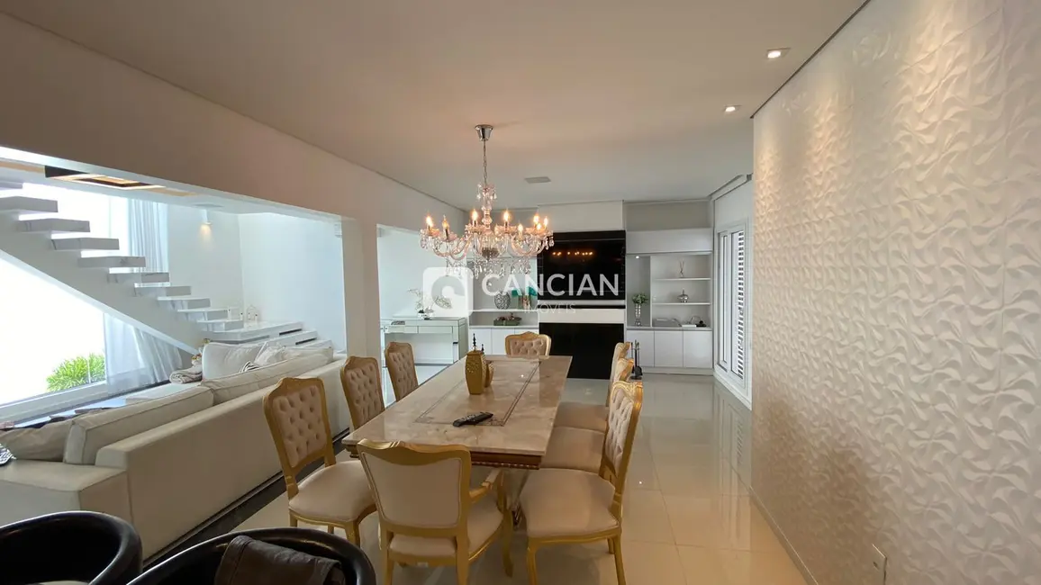 Foto 5 de Casa de Condomínio com 3 quartos à venda, 220m2 em Tomazetti, Santa Maria - RS