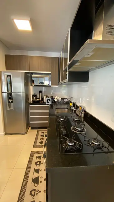 Foto 9 de Casa de Condomínio com 3 quartos à venda, 220m2 em Tomazetti, Santa Maria - RS