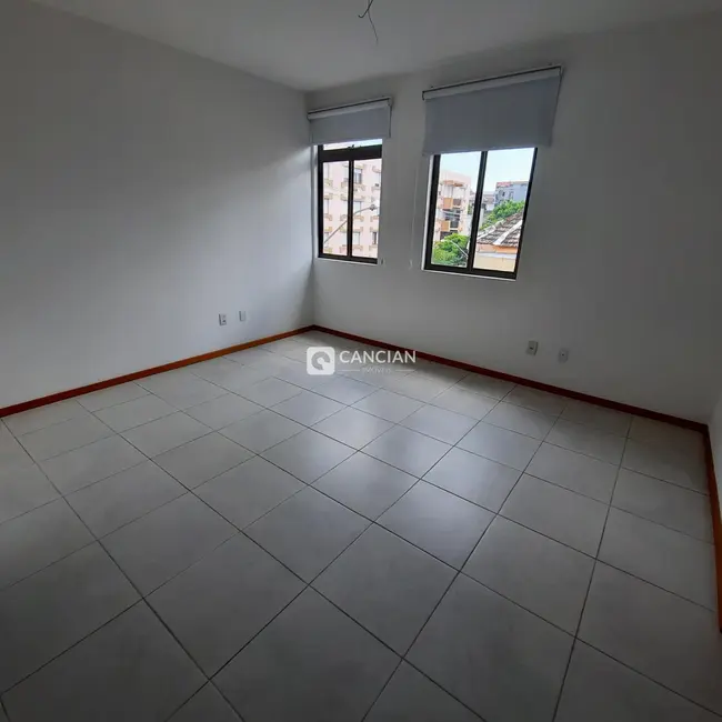 Foto 6 de Apartamento com 1 quarto à venda, 48m2 em Centro, Santa Maria - RS