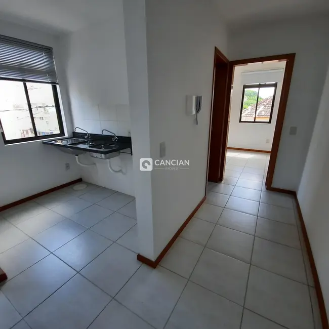 Foto 7 de Apartamento com 1 quarto à venda, 40m2 em Centro, Santa Maria - RS