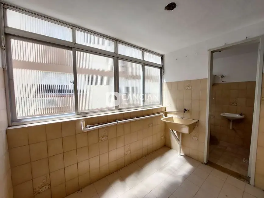 Foto 9 de Apartamento com 2 quartos à venda, 74m2 em Centro, Santa Maria - RS