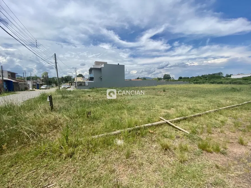 Foto 1 de Terreno / Lote à venda, 418m2 em São José, Santa Maria - RS