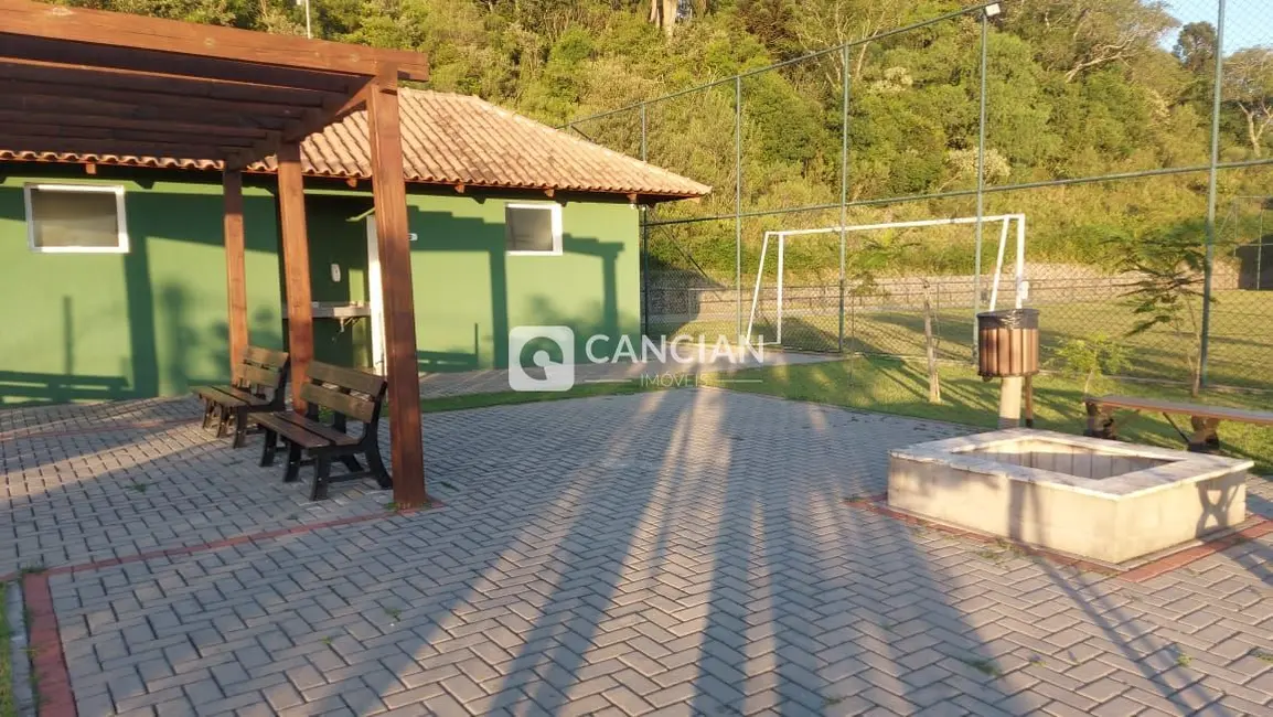 Foto 8 de Terreno / Lote à venda, 300m2 em Tomazetti, Santa Maria - RS