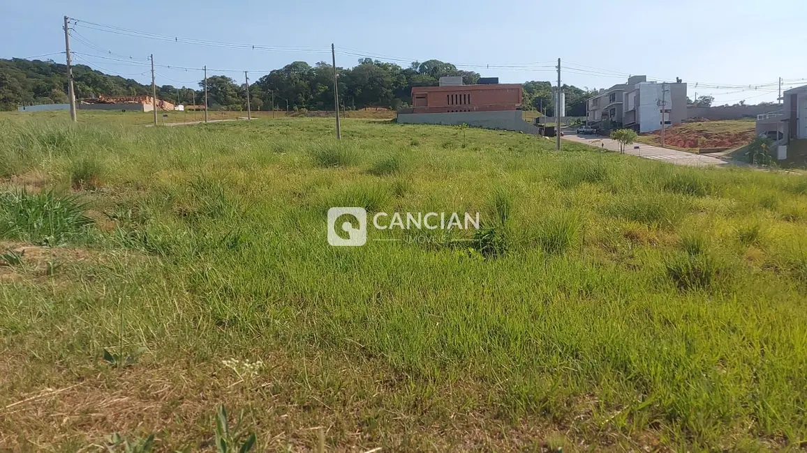 Foto 3 de Terreno / Lote à venda, 300m2 em Tomazetti, Santa Maria - RS