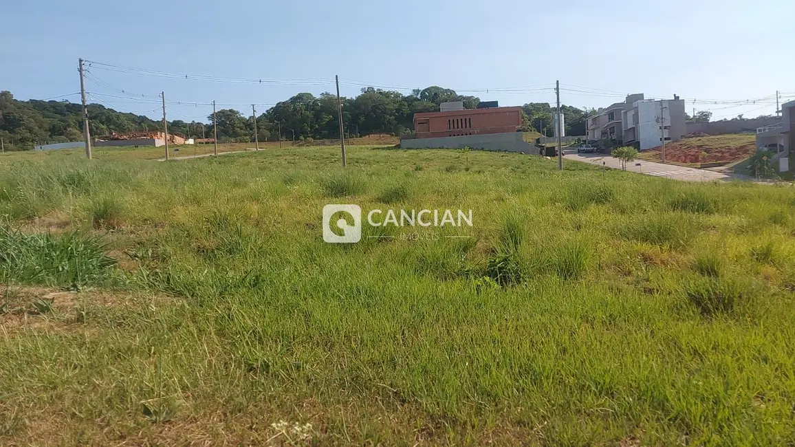 Foto 4 de Terreno / Lote à venda, 300m2 em Tomazetti, Santa Maria - RS