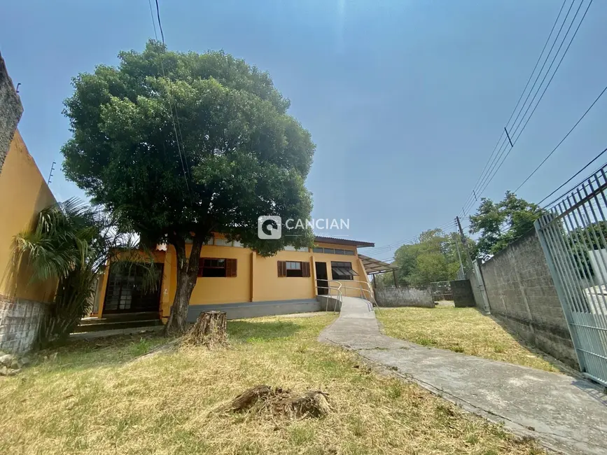 Foto 1 de Casa com 5 quartos à venda, 200m2 em Juscelino Kubitschek, Santa Maria - RS