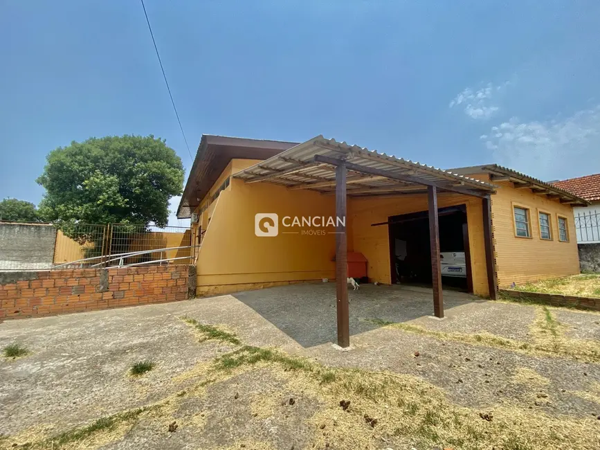 Casa com 5 quartos à venda, 200m2 em Juscelino Kubitschek, Santa Maria - RS - imagem 3 Foto 3 de Casa com 5 quartos à venda, 200m2 em Juscelino Kubitschek, Santa Maria - RS