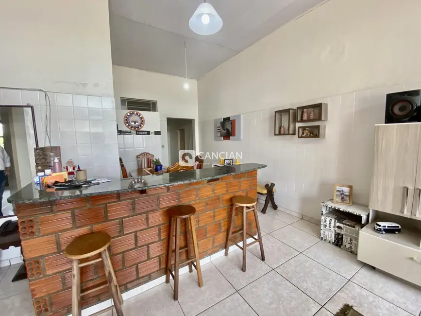Casa com 5 quartos à venda, 200m2 em Juscelino Kubitschek, Santa Maria - RS - imagem 6 Foto 6 de Casa com 5 quartos à venda, 200m2 em Juscelino Kubitschek, Santa Maria - RS