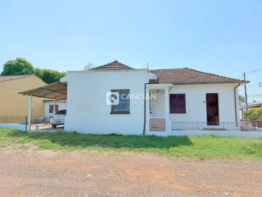 Foto 3 de Casa com 2 quartos à venda, 103m2 em Camobi, Santa Maria - RS