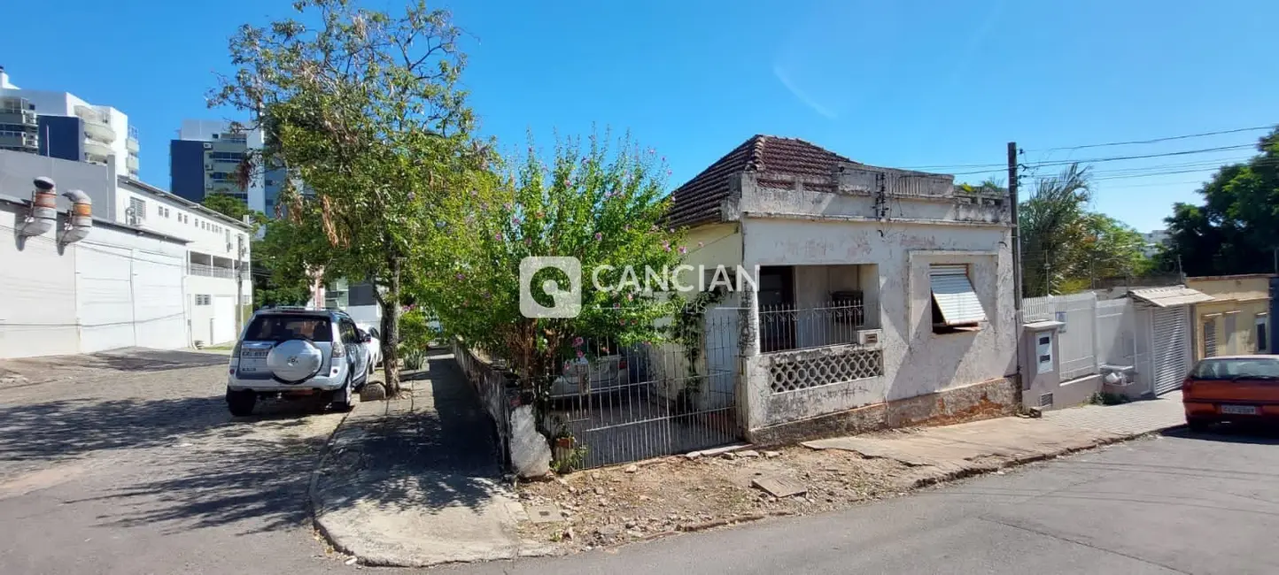 Casa com 2 quartos à venda, 70m2 em Menino Jesus, Santa Maria - RS - imagem 2 Foto 2 de Casa com 2 quartos à venda, 70m2 em Menino Jesus, Santa Maria - RS