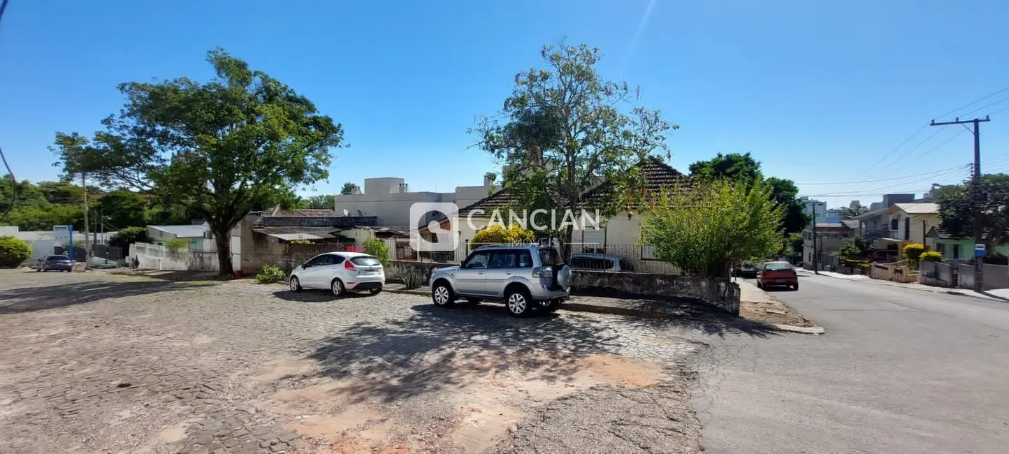 Casa com 2 quartos à venda, 70m2 em Menino Jesus, Santa Maria - RS - imagem 3 Foto 3 de Casa com 2 quartos à venda, 70m2 em Menino Jesus, Santa Maria - RS