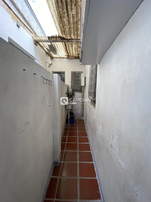 Foto 9 de Casa com 3 quartos à venda, 130m2 em Centro, Santa Maria - RS