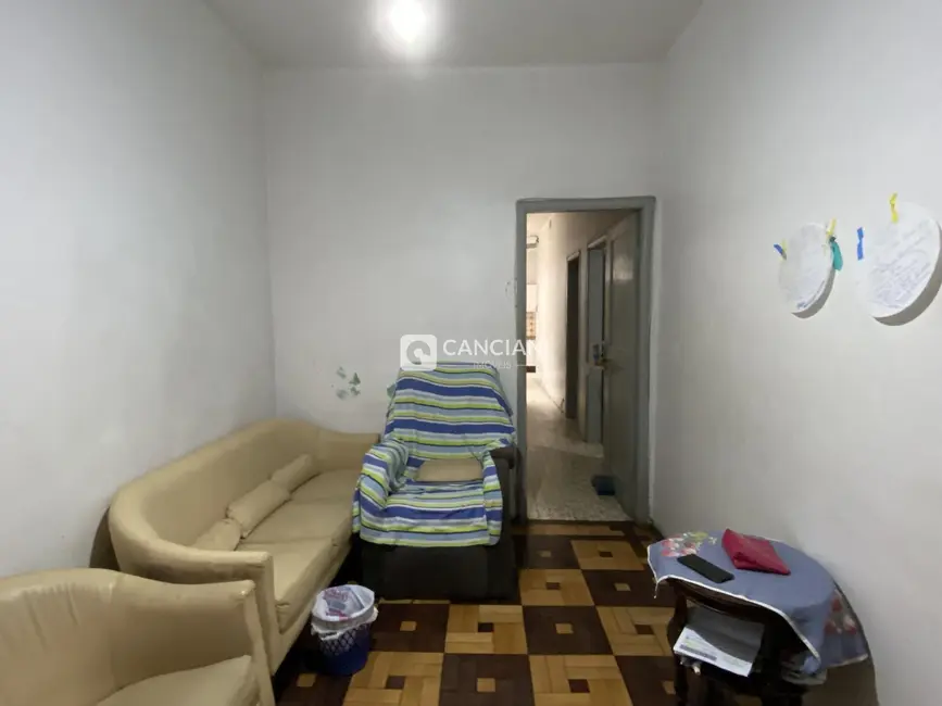 Casa com 3 quartos à venda, 130m2 em Centro, Santa Maria - RS - imagem 7 Foto 7 de Casa com 3 quartos à venda, 130m2 em Centro, Santa Maria - RS