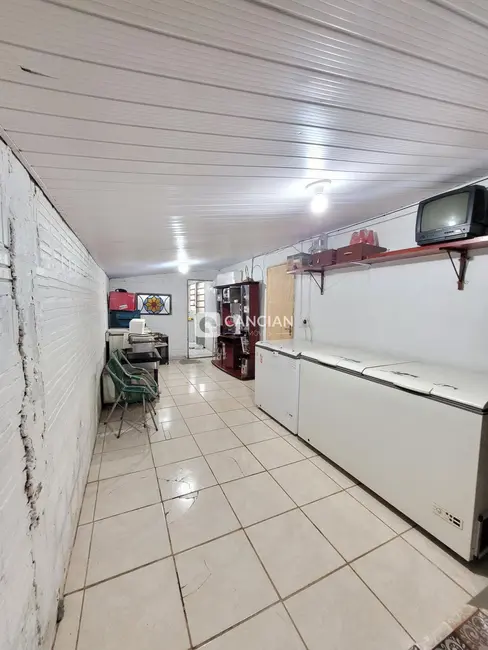 Casa com 2 quartos à venda, 63m2 em Tancredo Neves, Santa Maria - RS - imagem 7 Foto 7 de Casa com 2 quartos à venda, 63m2 em Tancredo Neves, Santa Maria - RS