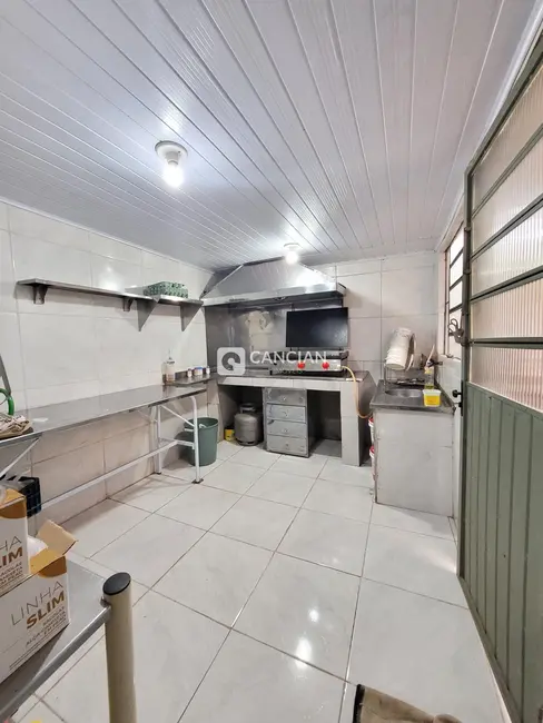 Casa com 2 quartos à venda, 63m2 em Tancredo Neves, Santa Maria - RS - imagem 8 Foto 8 de Casa com 2 quartos à venda, 63m2 em Tancredo Neves, Santa Maria - RS