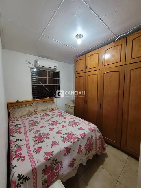 Casa com 2 quartos à venda, 63m2 em Tancredo Neves, Santa Maria - RS - imagem 6 Foto 6 de Casa com 2 quartos à venda, 63m2 em Tancredo Neves, Santa Maria - RS
