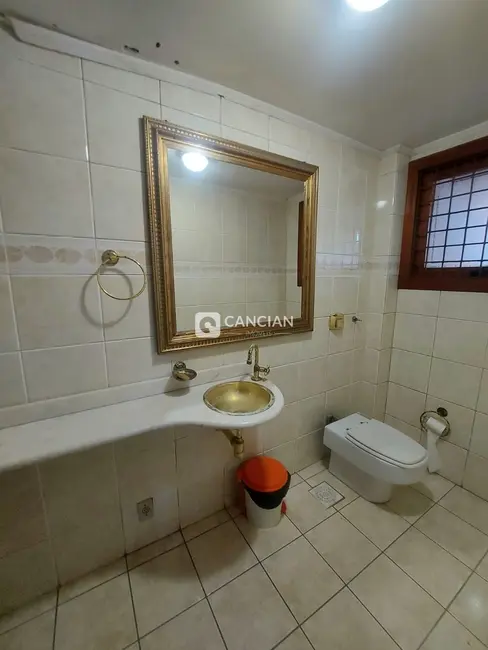 Casa com 6 quartos à venda, 581m2 em Santa Maria - RS - imagem 5 Foto 5 de Casa com 6 quartos à venda, 581m2 em Santa Maria - RS