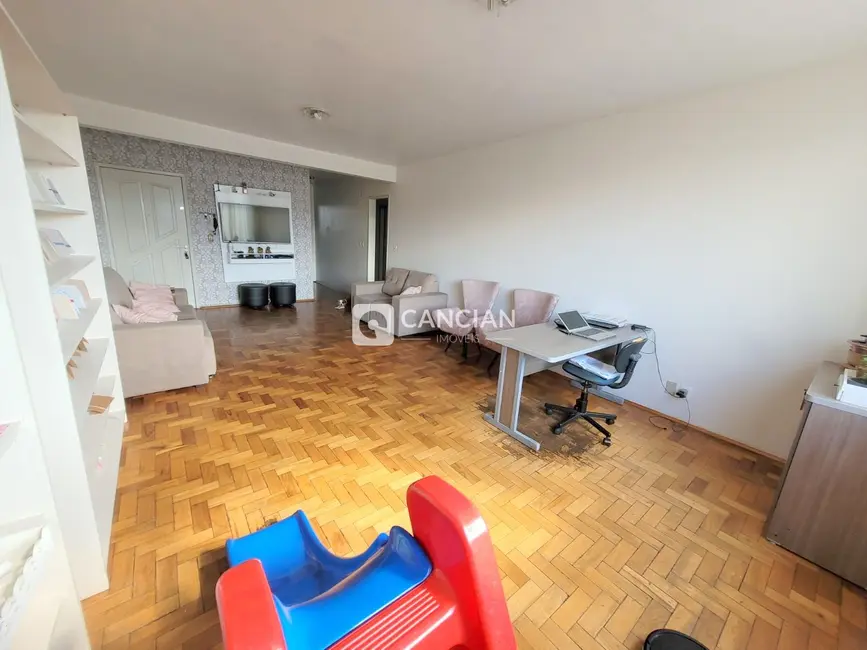 Foto 5 de Apartamento com 3 quartos à venda, 133m2 em Bonfim, Santa Maria - RS