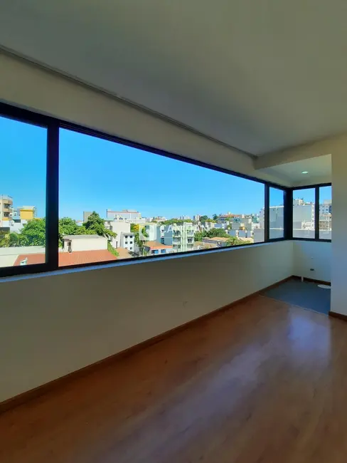 Foto 3 de Apartamento com 3 quartos à venda, 143m2 em Nossa Senhora de Fátima, Santa Maria - RS