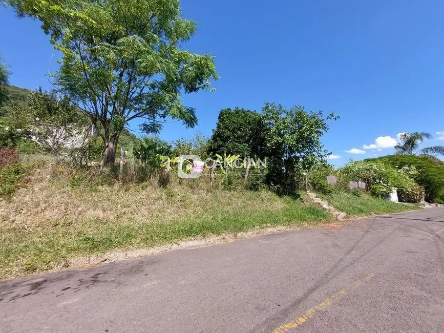 Foto 2 de Terreno / Lote à venda, 364m2 em Nossa Senhora do Perpétuo Socorro, Santa Maria - RS