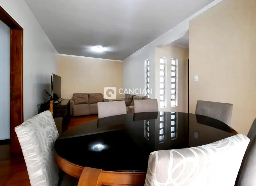 Foto 4 de Apartamento com 3 quartos à venda, 109m2 em Centro, Santa Maria - RS
