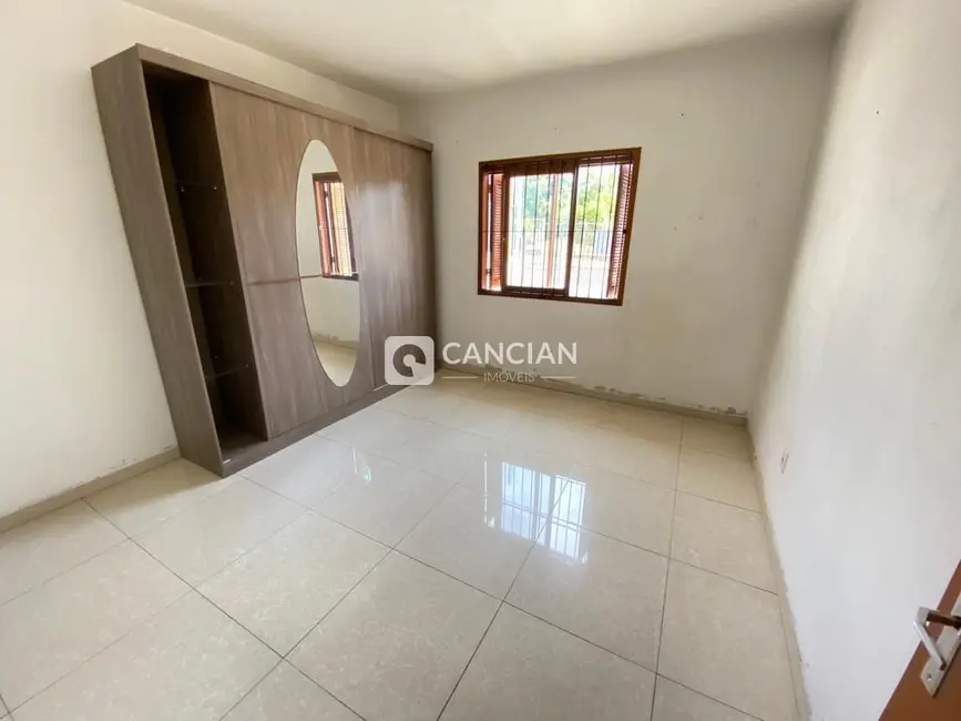 Casa com 2 quartos à venda, 84m2 em São João, Santa Maria - RS - imagem 5 Foto 5 de Casa com 2 quartos à venda, 84m2 em São João, Santa Maria - RS