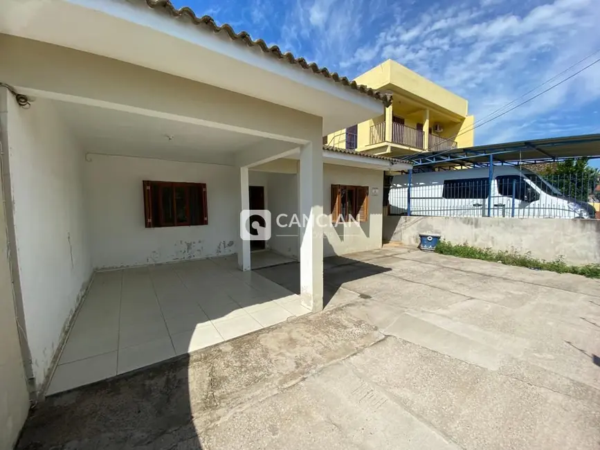 Foto 2 de Casa com 2 quartos à venda, 84m2 em São João, Santa Maria - RS