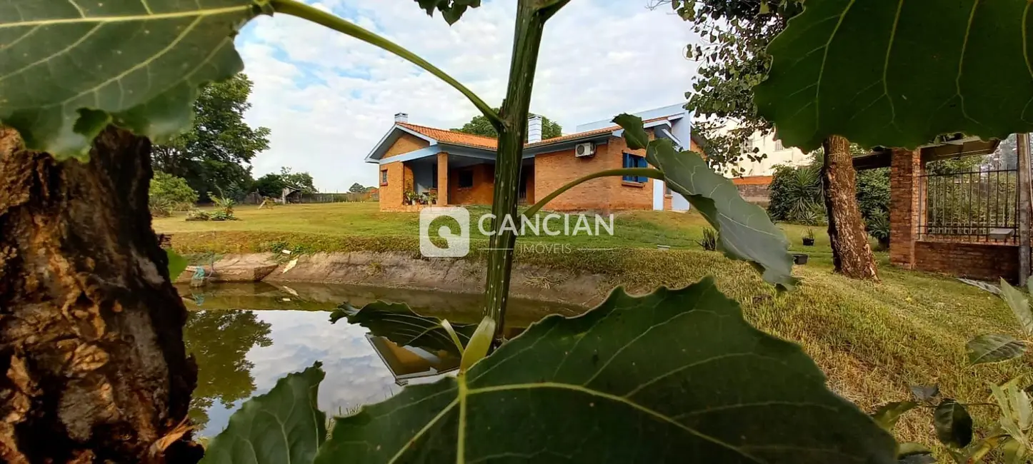 Casa com 3 quartos à venda, 205m2 em Santa Maria - RS - imagem 7 Foto 7 de Casa com 3 quartos à venda, 205m2 em Santa Maria - RS