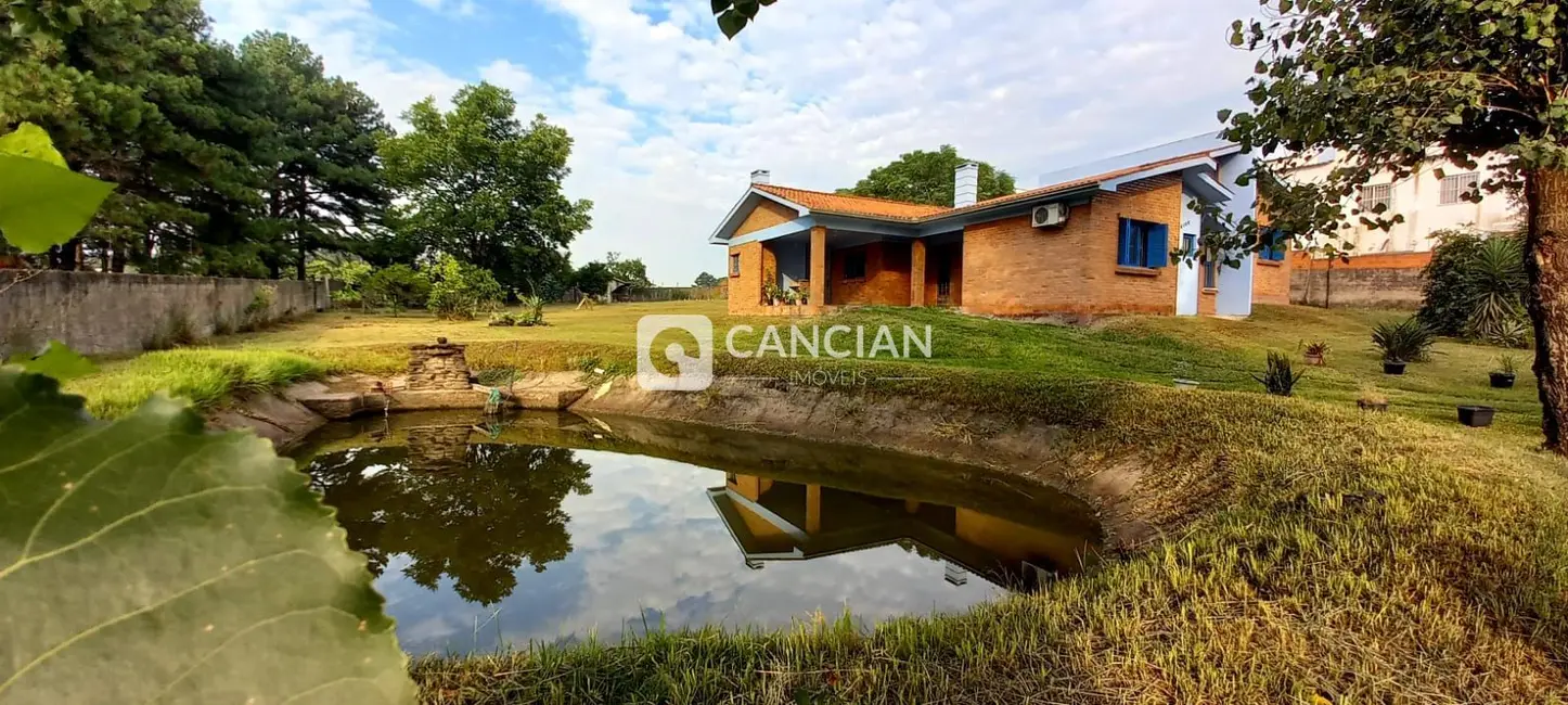 Casa com 3 quartos à venda, 205m2 em Santa Maria - RS - imagem 3 Foto 3 de Casa com 3 quartos à venda, 205m2 em Santa Maria - RS