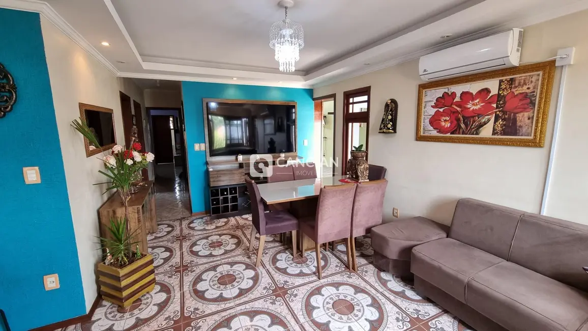 Casa com 3 quartos à venda, 140m2 em Patronato, Santa Maria - RS - imagem 6 Foto 6 de Casa com 3 quartos à venda, 140m2 em Patronato, Santa Maria - RS