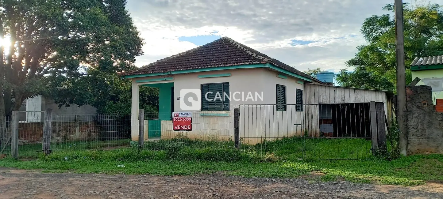 Foto 1 de Casa com 2 quartos à venda, 50m2 em Santa Maria - RS