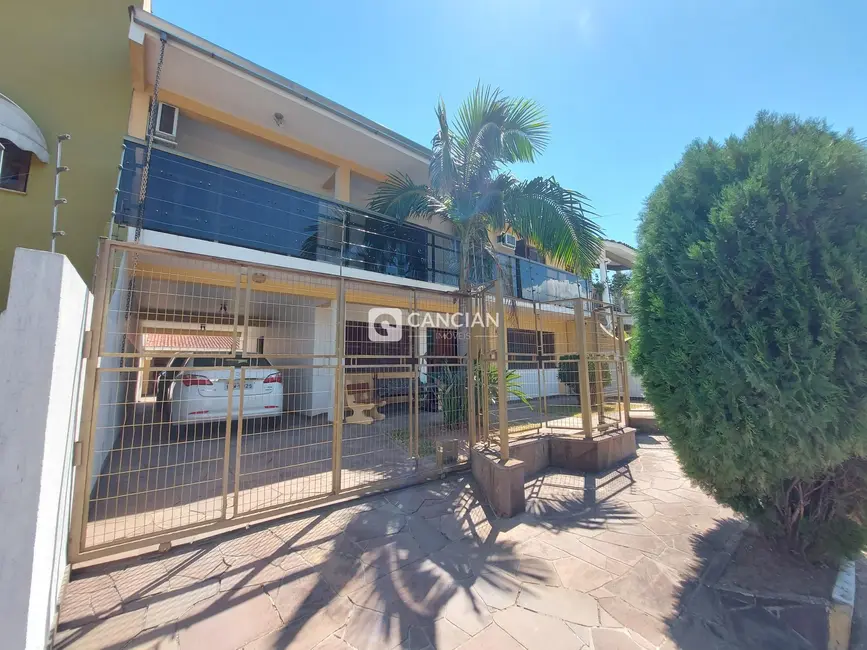 Foto 2 de Casa com 4 quartos à venda, 325m2 em Dom Antônio Reis, Santa Maria - RS