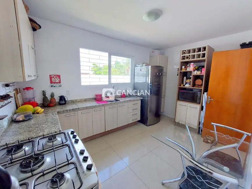 Casa com 2 quartos à venda, 81m2 em Camobi, Santa Maria - RS - imagem 7 Foto 7 de Casa com 2 quartos à venda, 81m2 em Camobi, Santa Maria - RS
