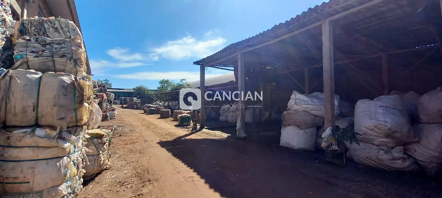 Foto 2 de Armazém / Galpão com 2 quartos à venda, 400m2 em Boi Morto, Santa Maria - RS