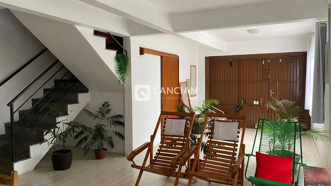 Casa com 3 quartos à venda, 220m2 em Caturrita, Santa Maria - RS - imagem 8 Foto 8 de Casa com 3 quartos à venda, 220m2 em Caturrita, Santa Maria - RS