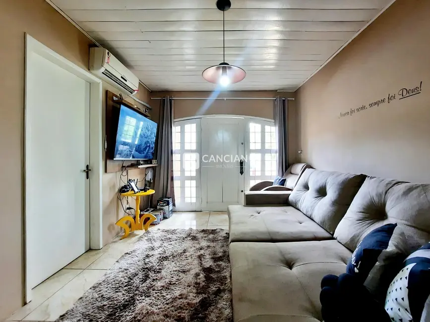 Casa com 2 quartos à venda, 63m2 em Presidente João Goulart, Santa Maria - RS - imagem 4 Foto 4 de Casa com 2 quartos à venda, 63m2 em Presidente João Goulart, Santa Maria - RS
