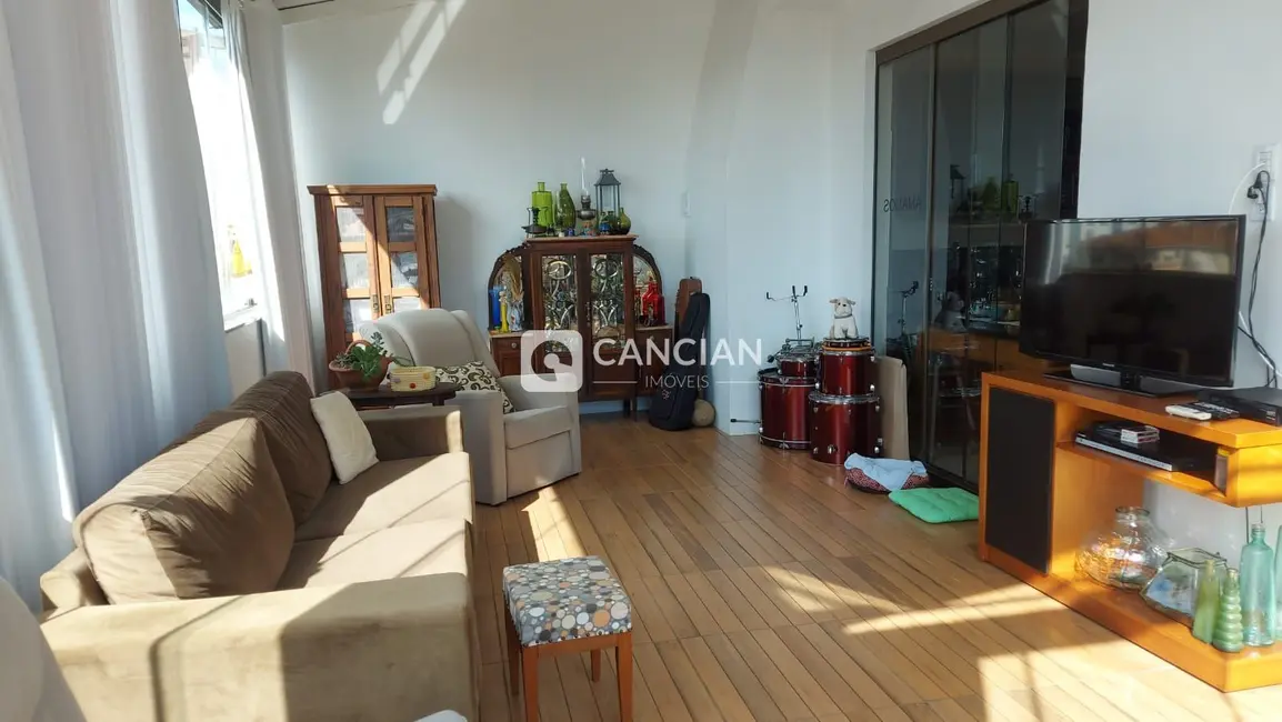 Foto 3 de Apartamento com 3 quartos à venda, 160m2 em Nossa Senhora de Lourdes, Santa Maria - RS