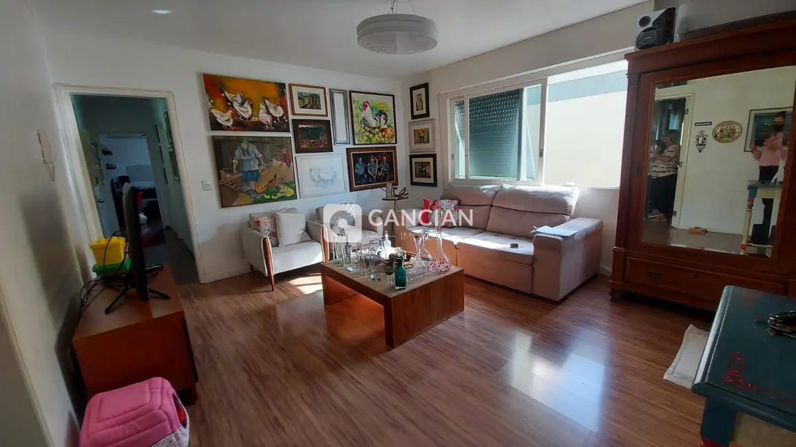 Foto 9 de Apartamento com 3 quartos à venda, 160m2 em Nossa Senhora de Lourdes, Santa Maria - RS