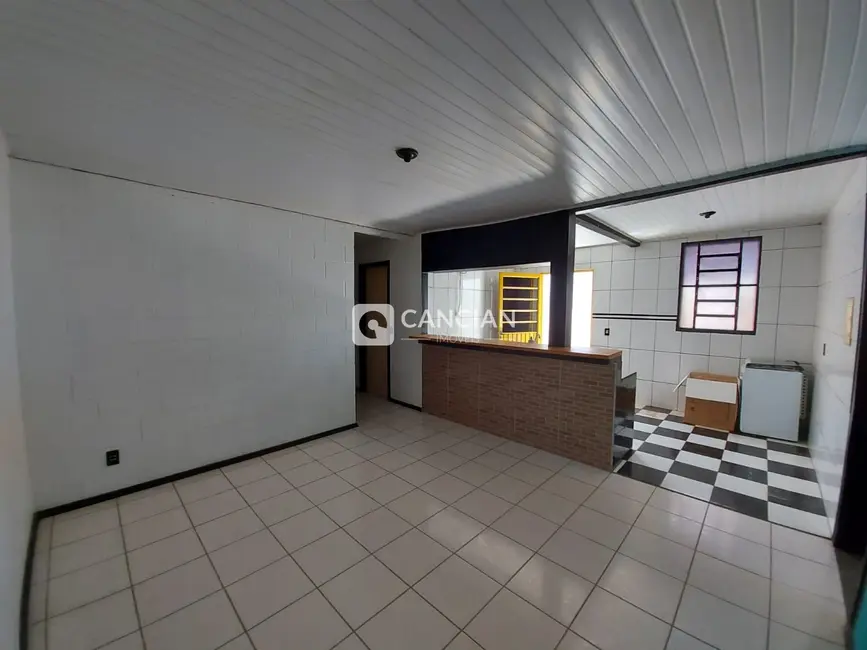 Casa com 3 quartos à venda, 151m2 em Camobi, Santa Maria - RS - imagem 9 Foto 9 de Casa com 3 quartos à venda, 151m2 em Camobi, Santa Maria - RS