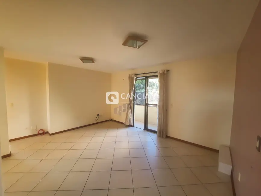 Foto 2 de Apartamento com 3 quartos à venda, 92m2 em Nossa Senhora Medianeira, Santa Maria - RS