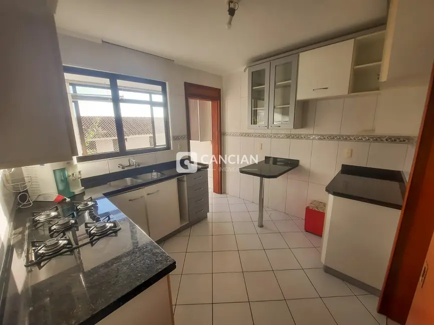 Foto 8 de Apartamento com 3 quartos à venda, 92m2 em Nossa Senhora Medianeira, Santa Maria - RS