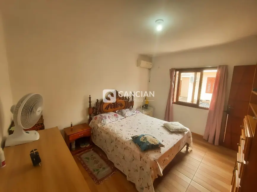 Casa com 2 quartos à venda, 62m2 em Pinheiro Machado, Santa Maria - RS - imagem 6 Foto 6 de Casa com 2 quartos à venda, 62m2 em Pinheiro Machado, Santa Maria - RS