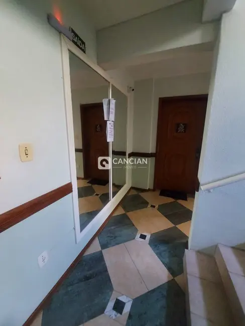 Foto 2 de Apartamento com 3 quartos à venda, 101m2 em Centro, Santa Maria - RS