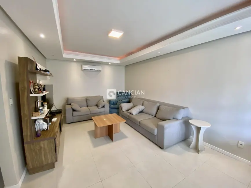 Casa com 7 quartos à venda, 346m2 em Duque de Caxias, Santa Maria - RS - imagem 3 Foto 3 de Casa com 7 quartos à venda, 346m2 em Duque de Caxias, Santa Maria - RS