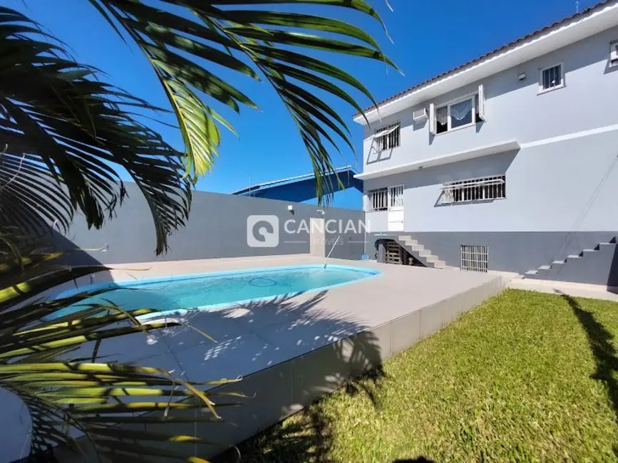 Casa com 4 quartos à venda, 240m2 em São José, Santa Maria - RS - imagem 1 Foto 1 de Casa com 4 quartos à venda, 240m2 em São José, Santa Maria - RS